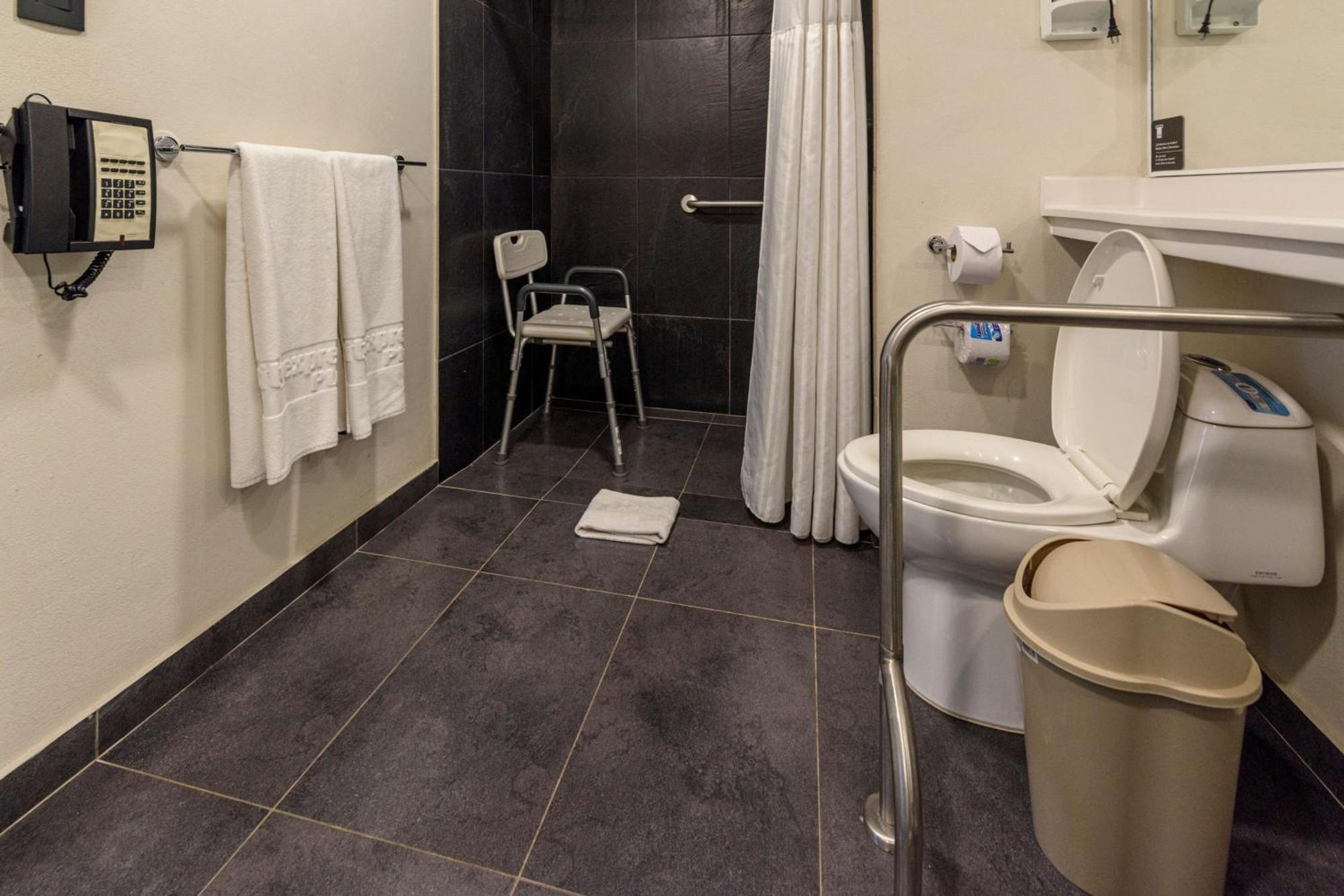 City Express Plus By Marriott Aeropuerto Bogotá