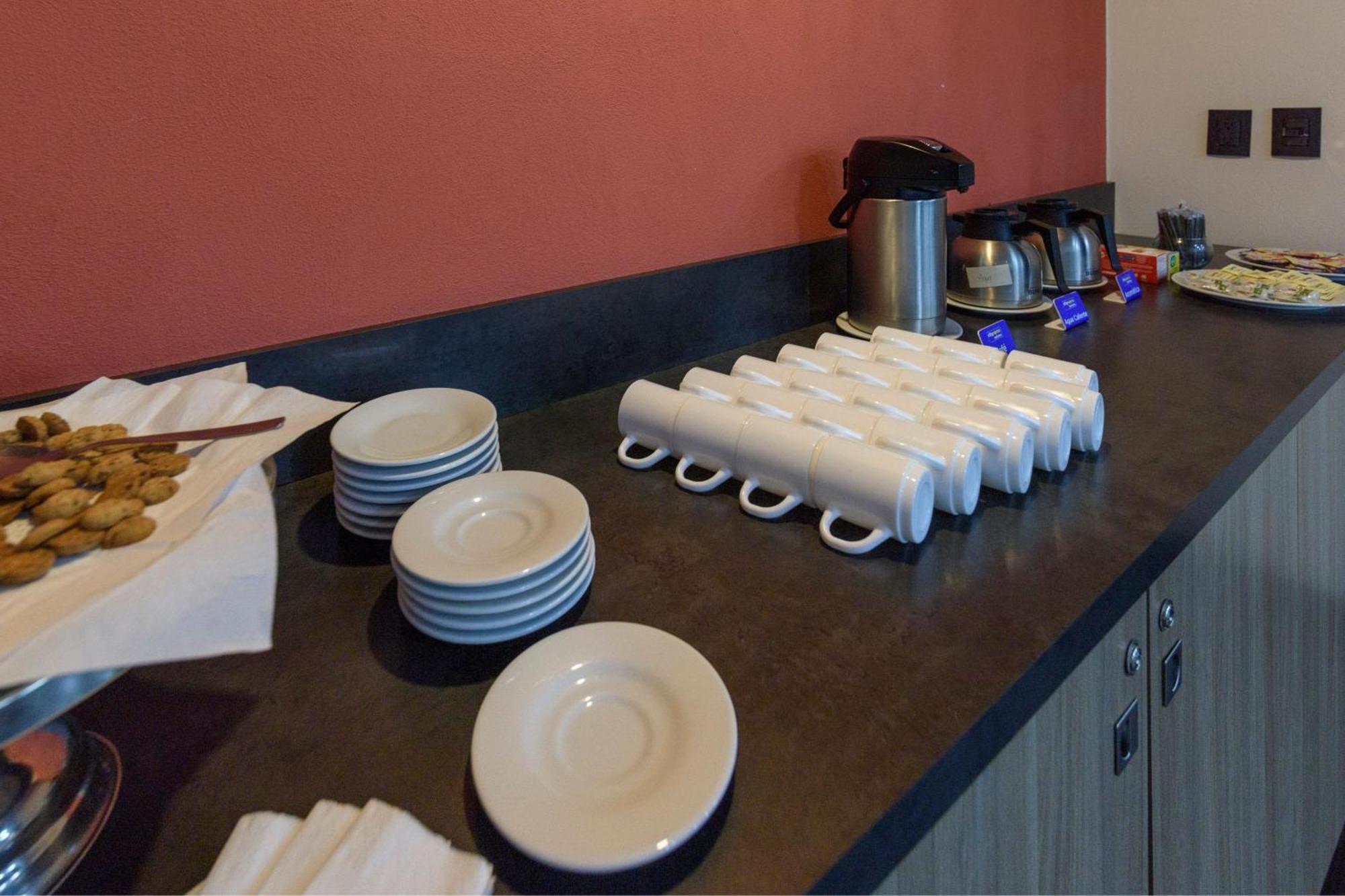 Express By Marriott Aeropuerto Hotel 4*