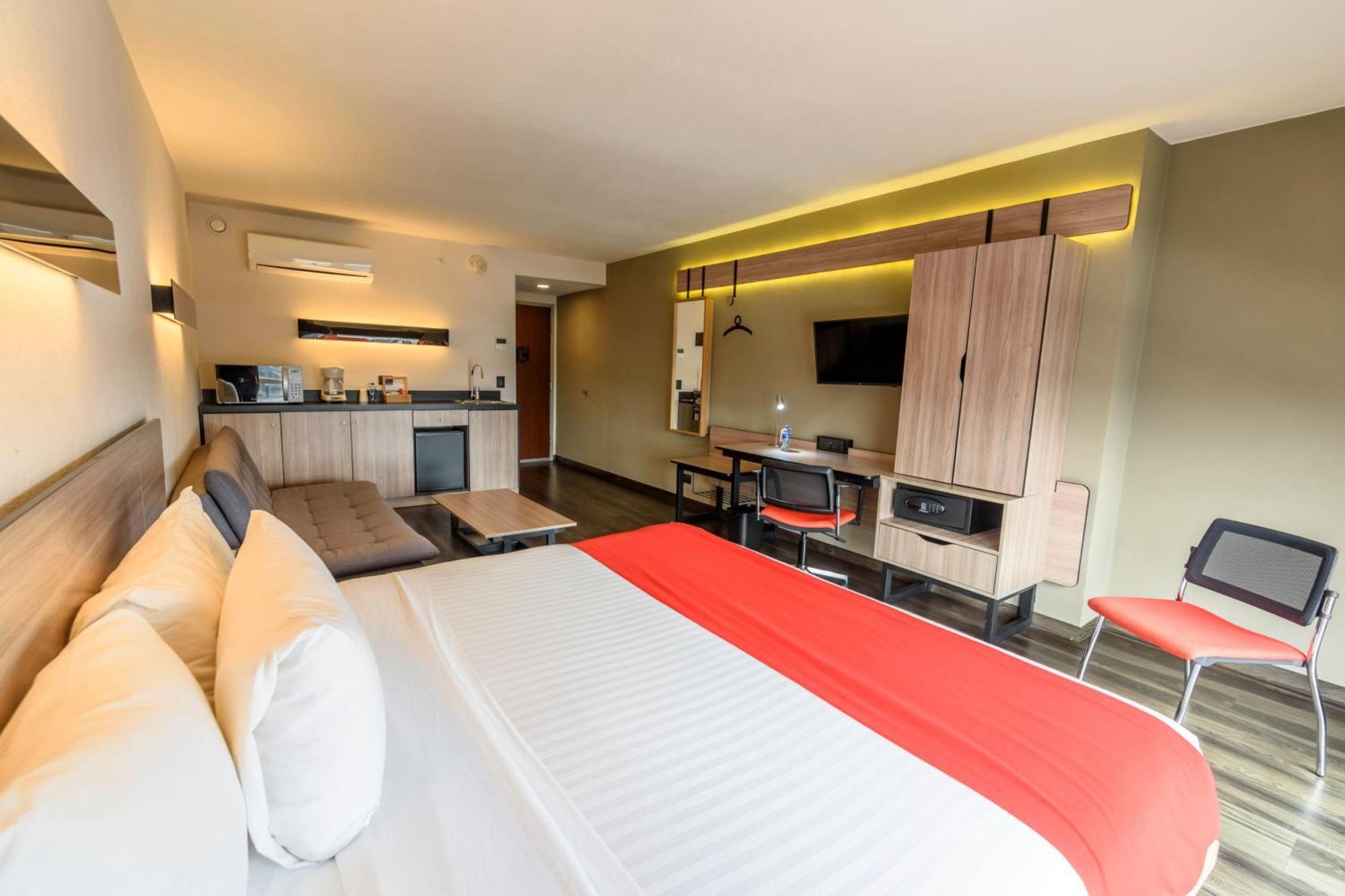 Express By Marriott Aeropuerto Hotel 4*